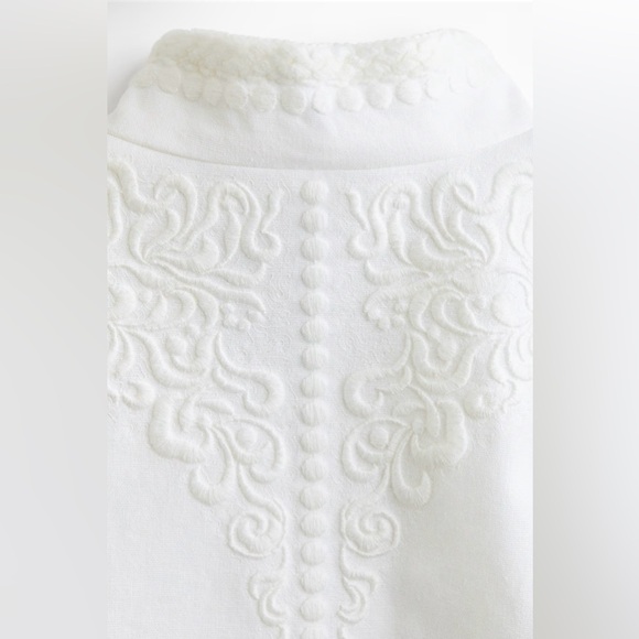 H&M STUDIO COLLECTION SPRING 2026
LINEN-BLEND BOLERO WHITE JACKET - Picture 10 of 10